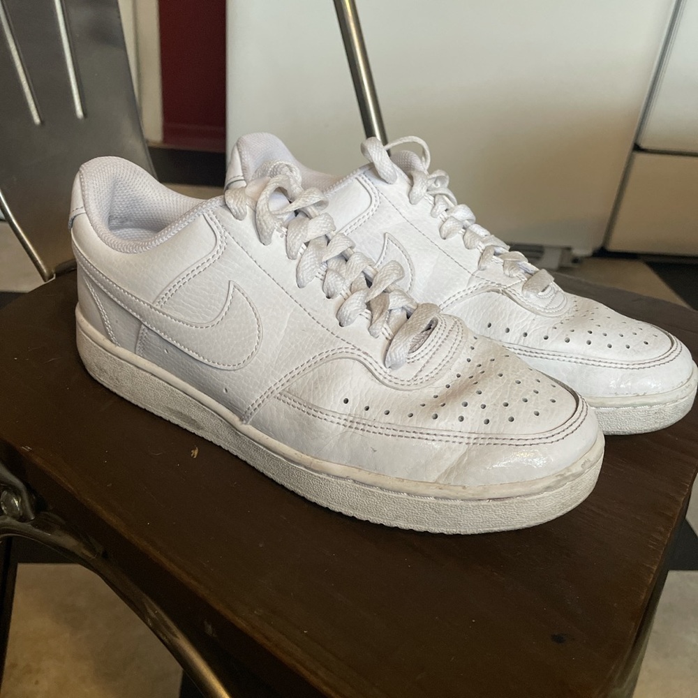 Nike sneakers. Women's US 7